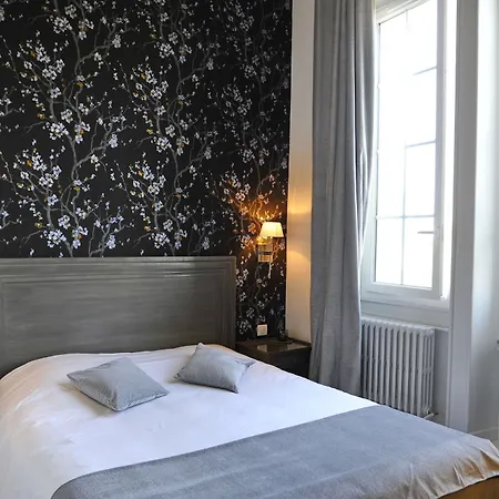 Maison De L'abbaye Hotel